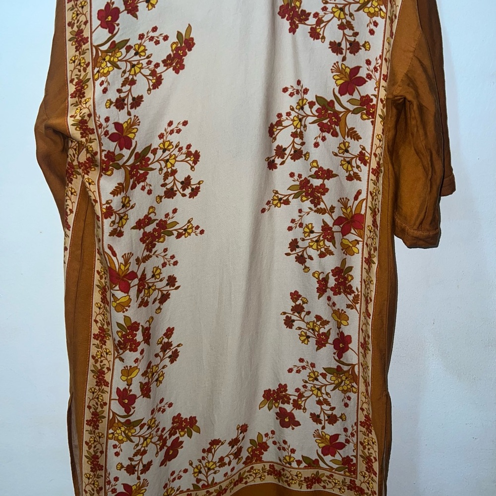 DR2 Orange and Cream Floral Kimono - Picture 2 of 3